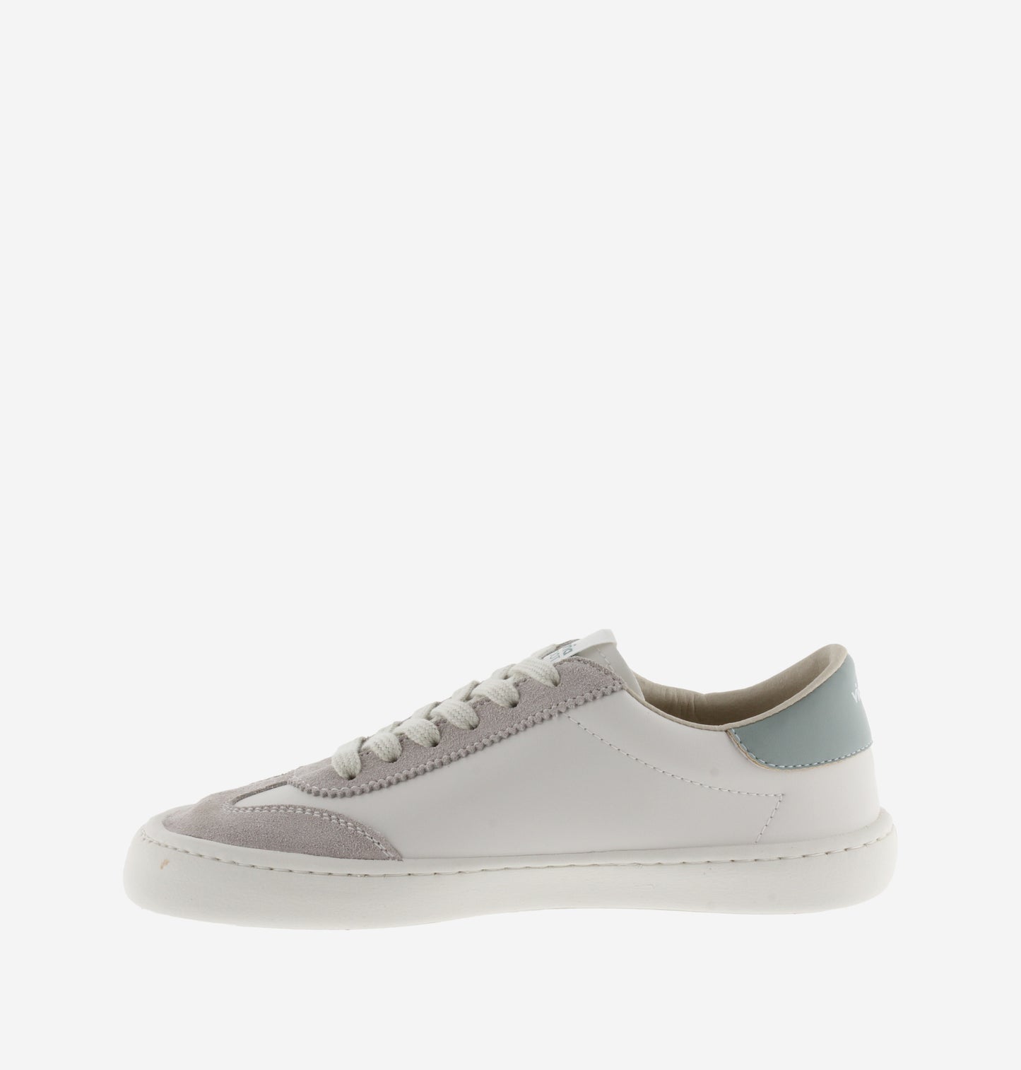 Victoria Barefoot Olmo, Jade