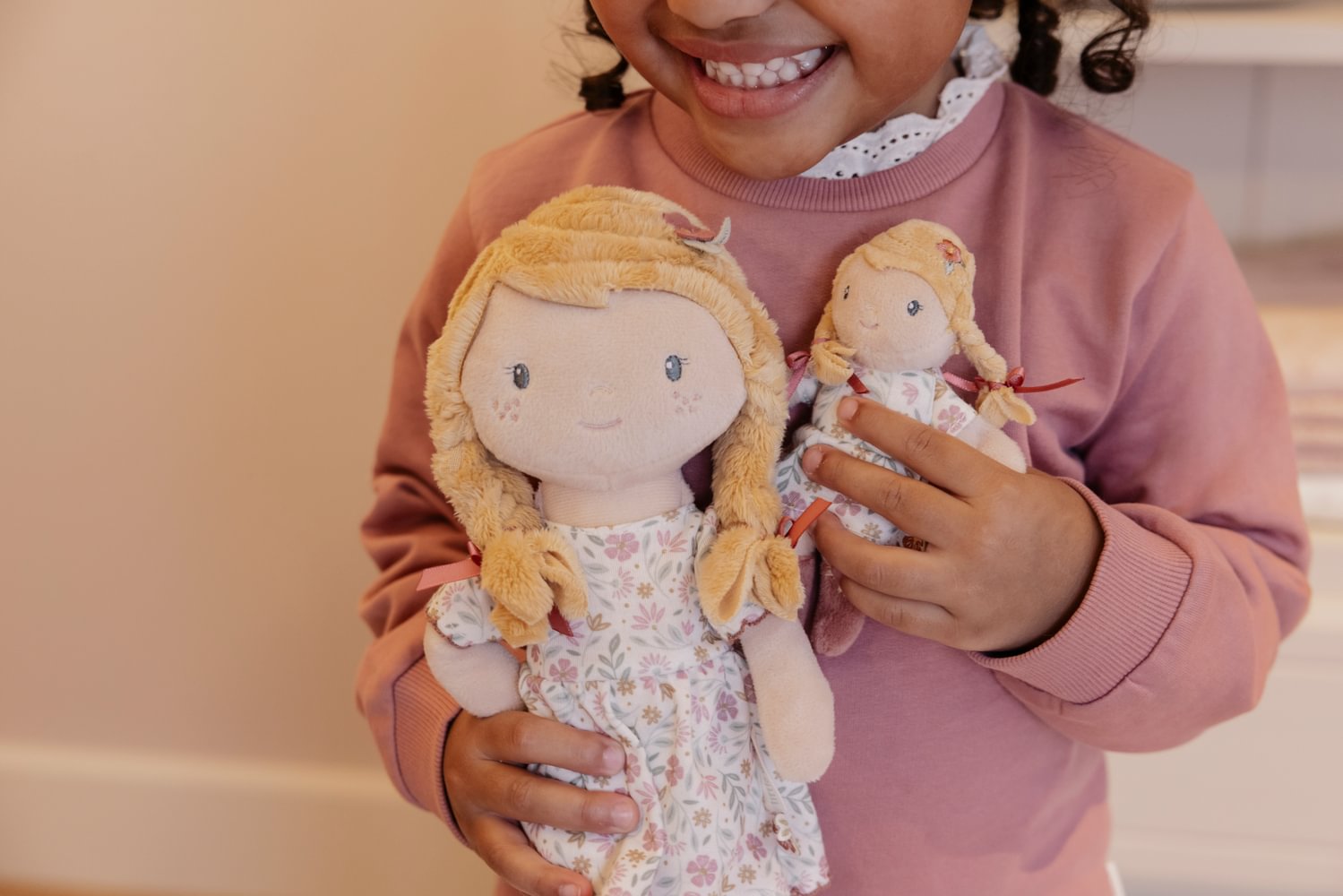Mini Boneca Julia