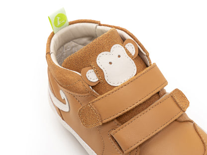 Tip Toey Joey Monkey Hug (Andar e Equilibrar), Hay