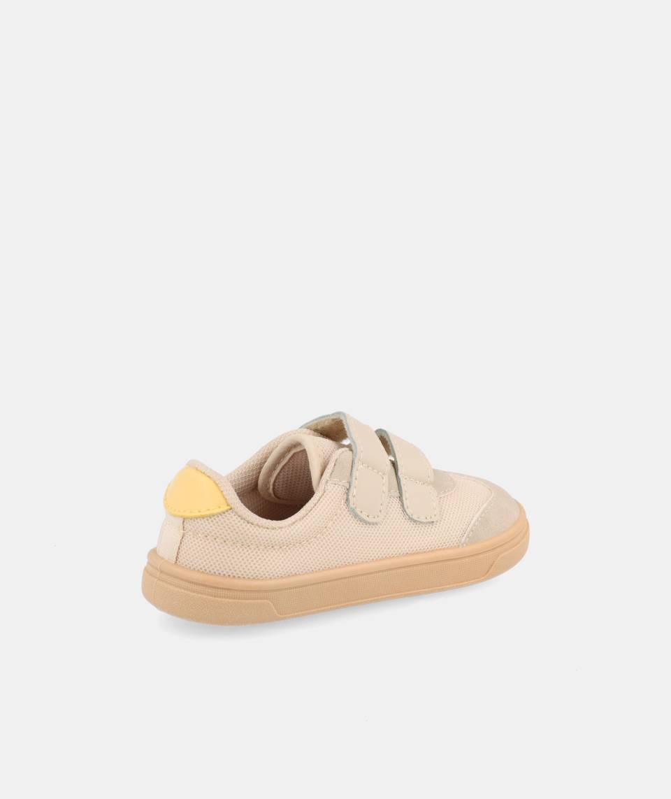 Blanditos Guppy, Sand