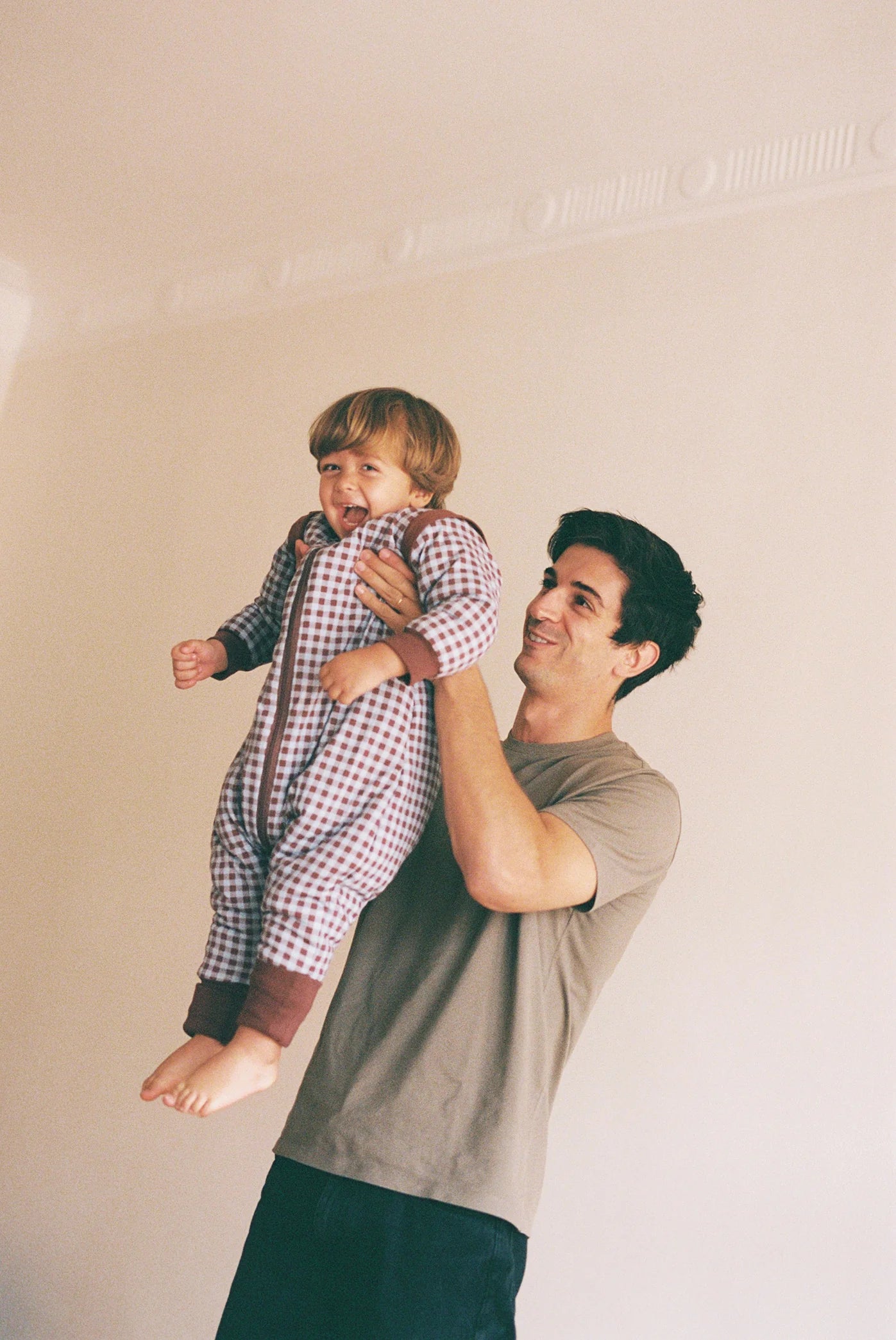 Saco de Dormir com mangas e meias antiderrapantes Vichy Brown & Blue TOG 2.5, Molis & Co