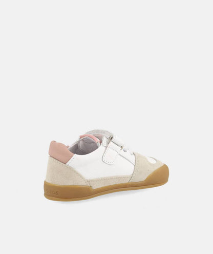 Blanditos Nepal, Rosa