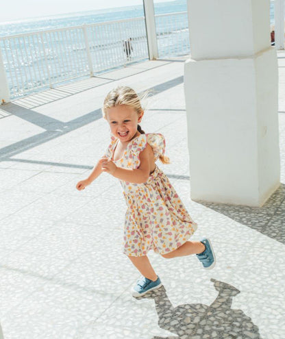 Igor Canvas V. Jeans