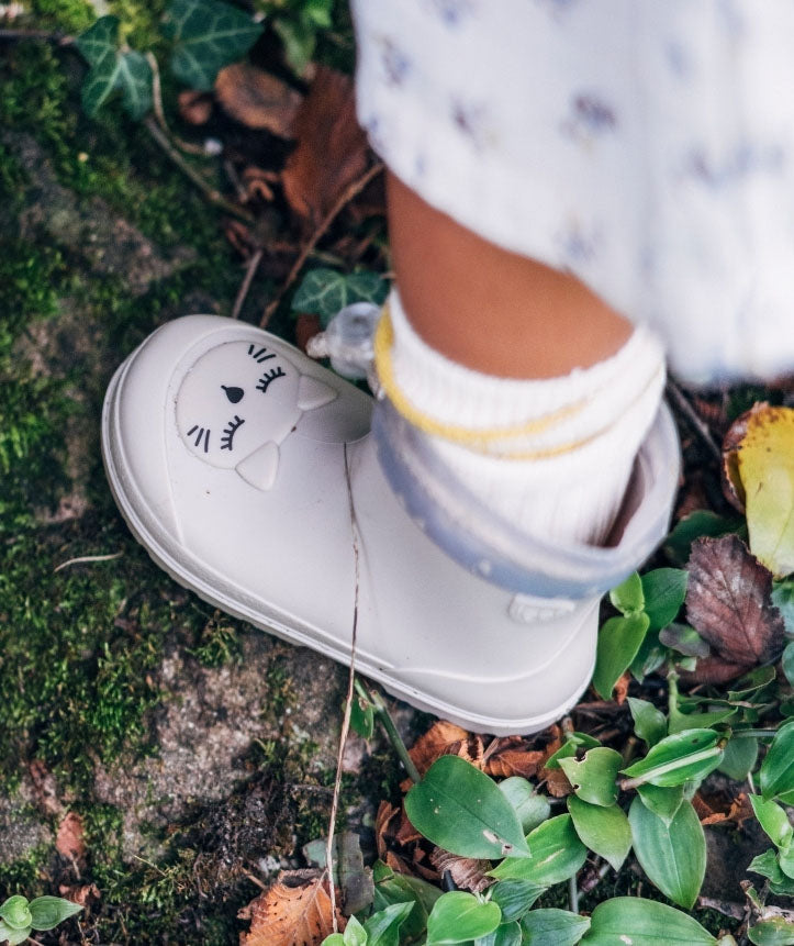 Galochas Igor Mendi (barefoot) Gato Beige