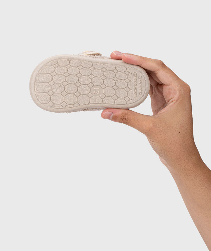 Pantufas Igor Homie (Barefoot) Ovelha, Areia