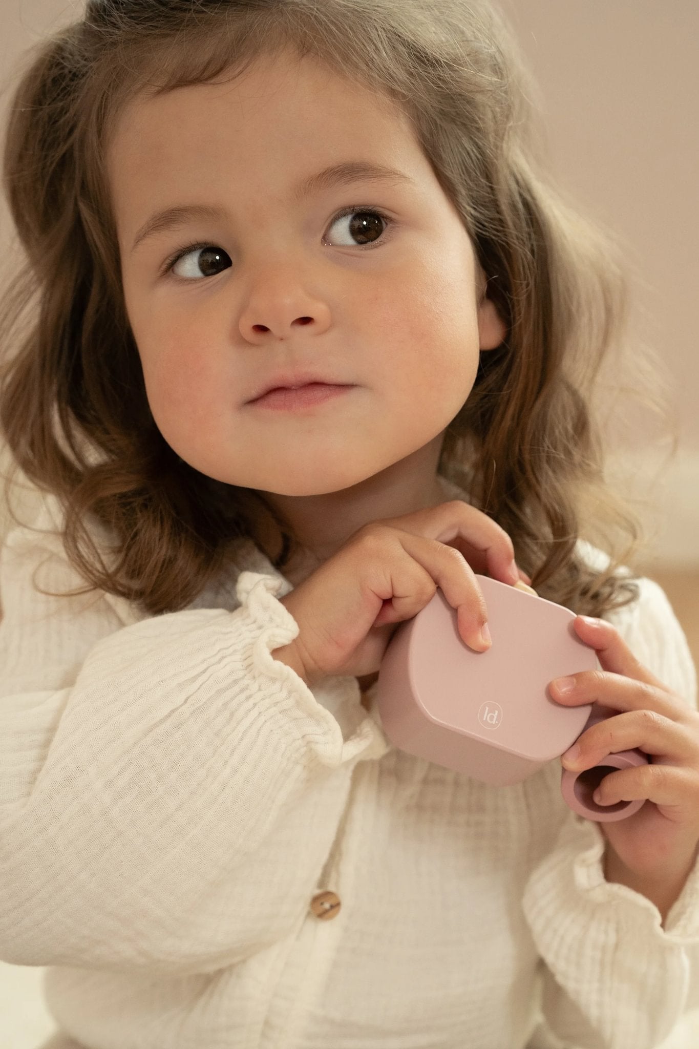 Pequena mesa de Maquilhagem, Little Dutch