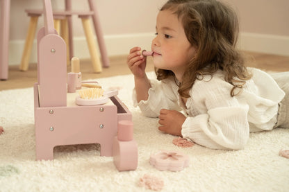 Pequena mesa de Maquilhagem, Little Dutch