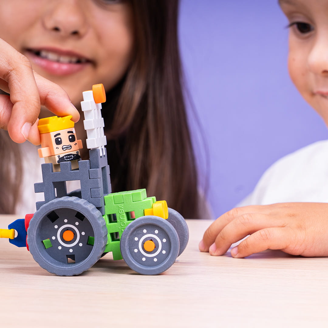 Marioinex Mini Waffle, Farmer Tractor with Sprayer