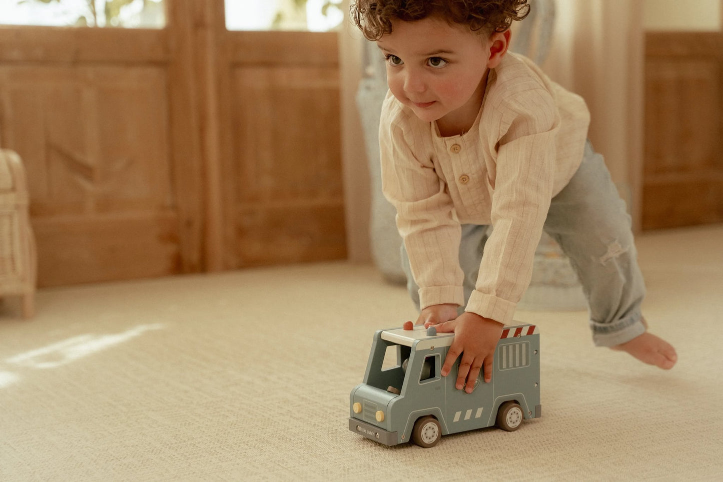 Carrinha da Polícia com Acessórios FSC, Little Dutch
