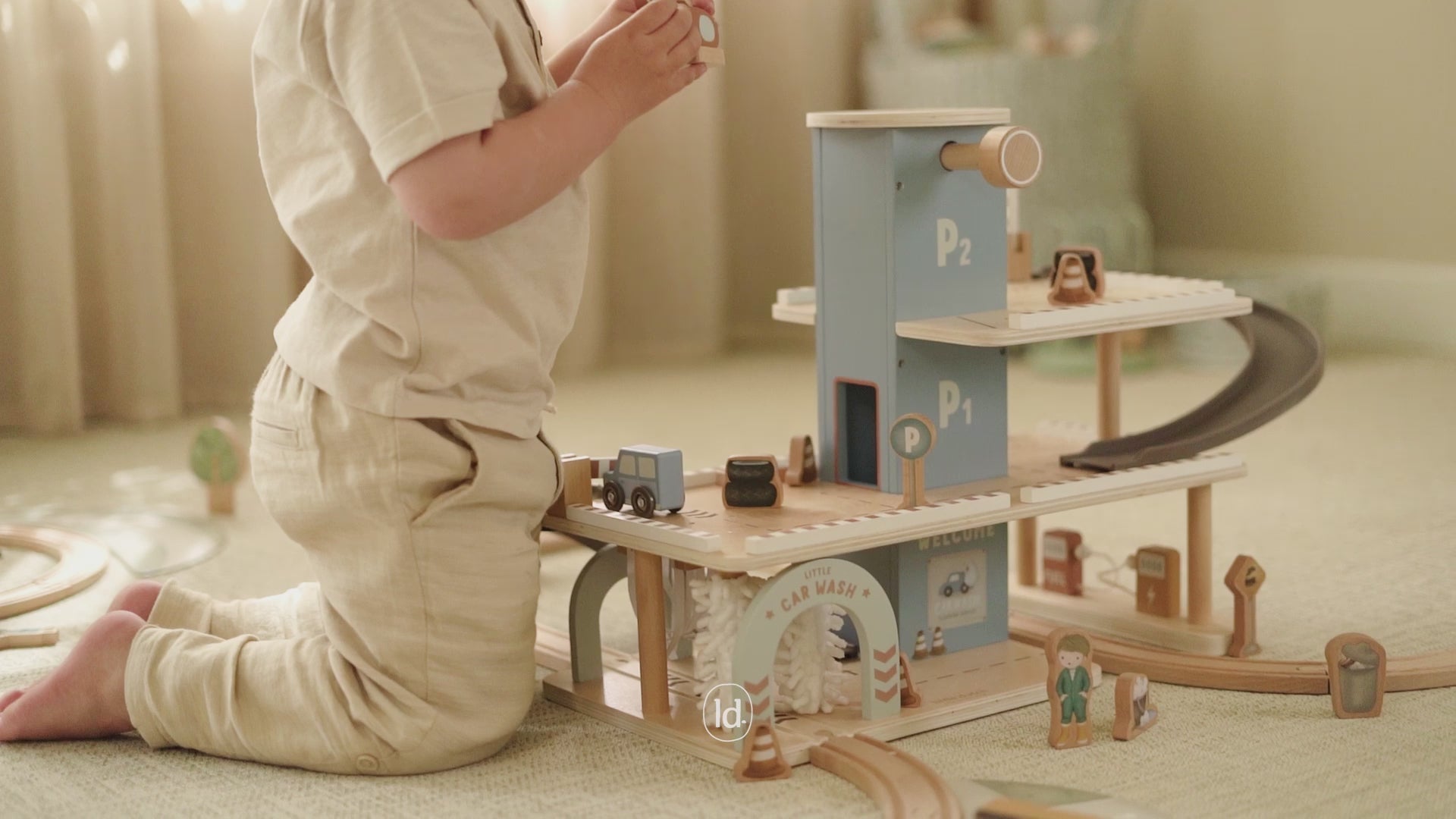 Parque de Estacionamento FSC, Little Dutch