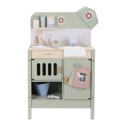 Clínica Veterinária, Little Dutch